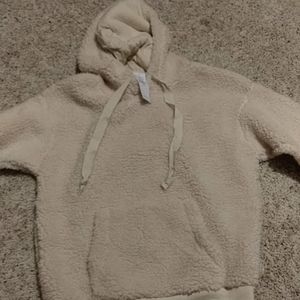 NWT AE fuzzy hoody